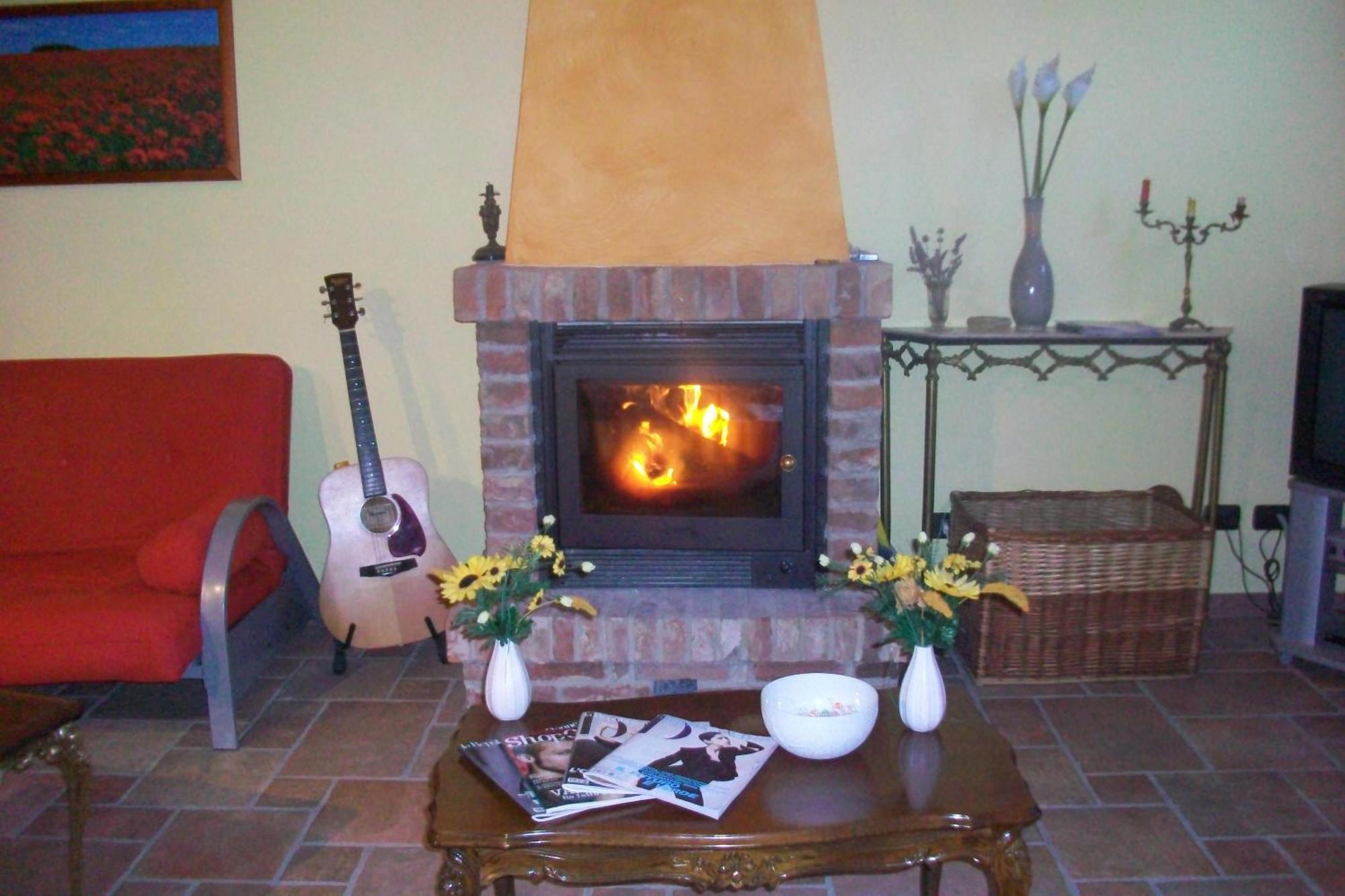 Tra... Monti E Vigne Bed & Breakfast La Morra Exterior photo