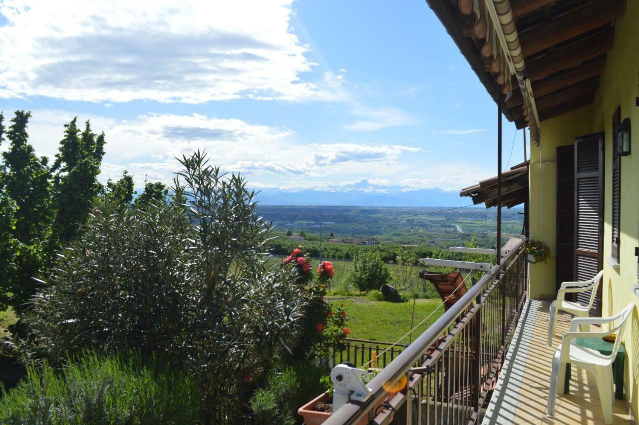 Tra... Monti E Vigne Bed & Breakfast La Morra Exterior photo